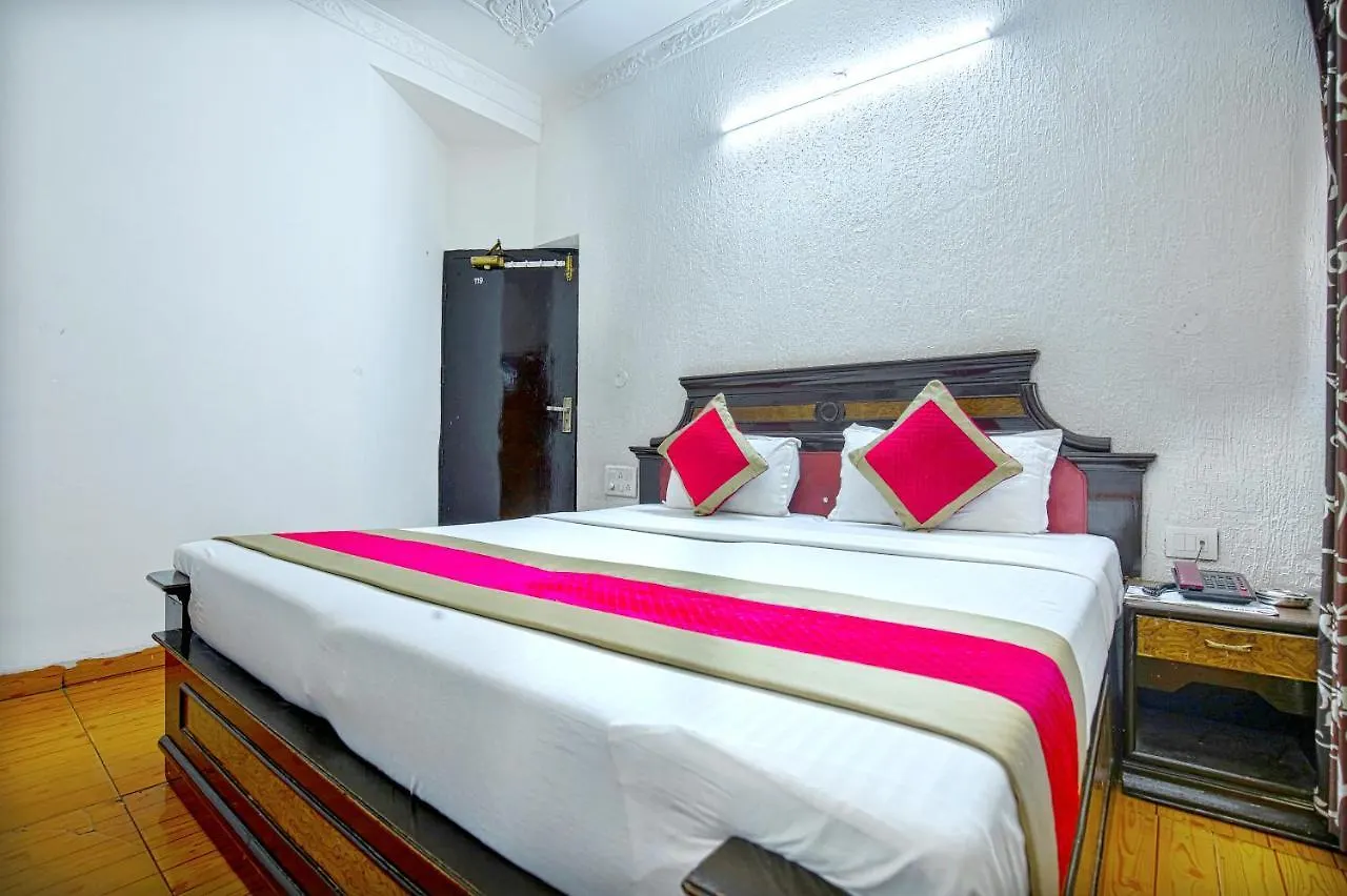 **  Hotel Arina Chandīgarh Inde