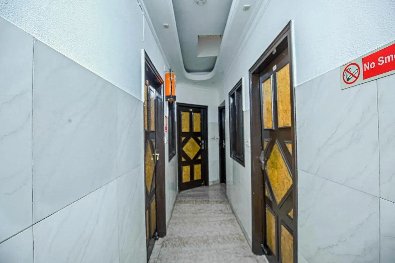 Hotel Arina Chandīgarh 2*,  Inde