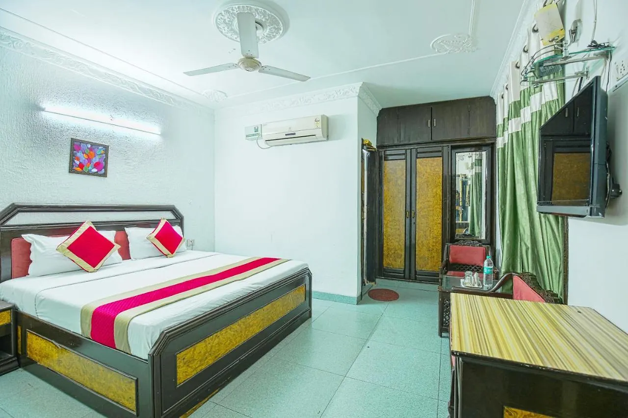 Hotel Arina Chandigarh